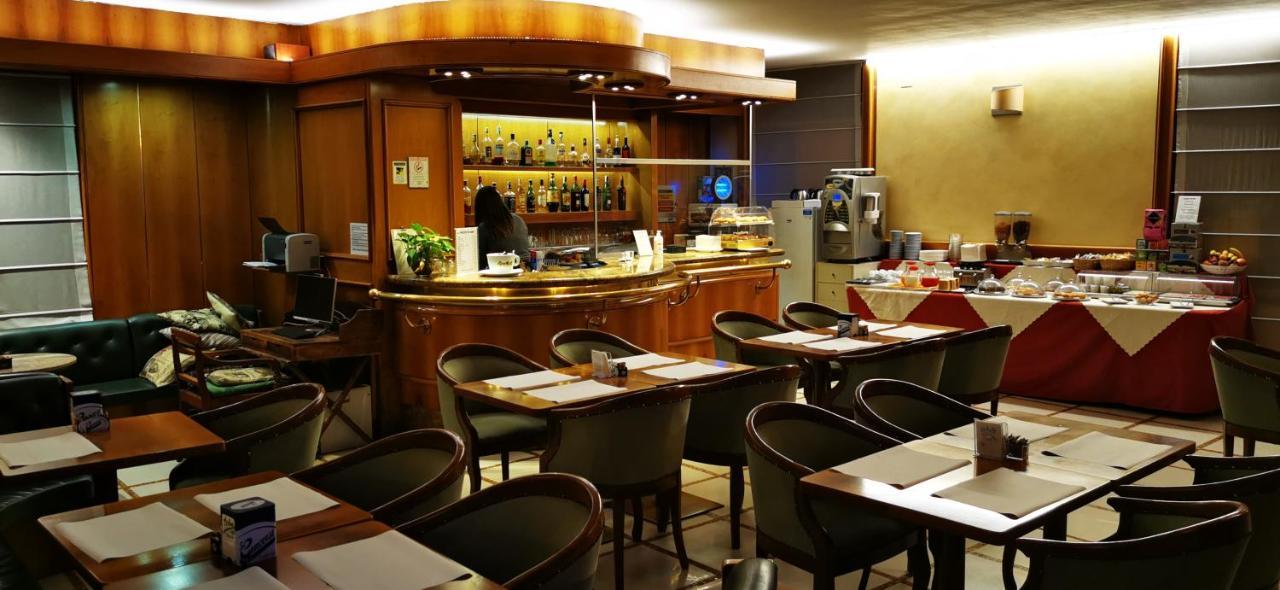 New Alexander Hotel Gênes